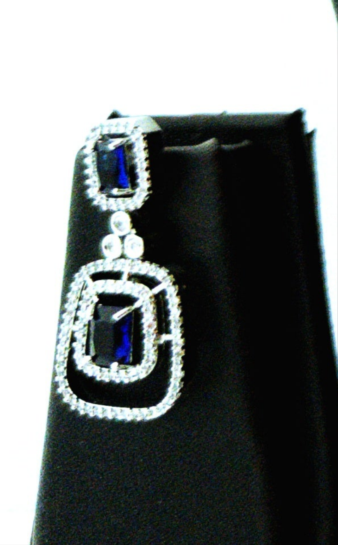 Punisha's Rhodium Necklace: Uncut & American Diamonds