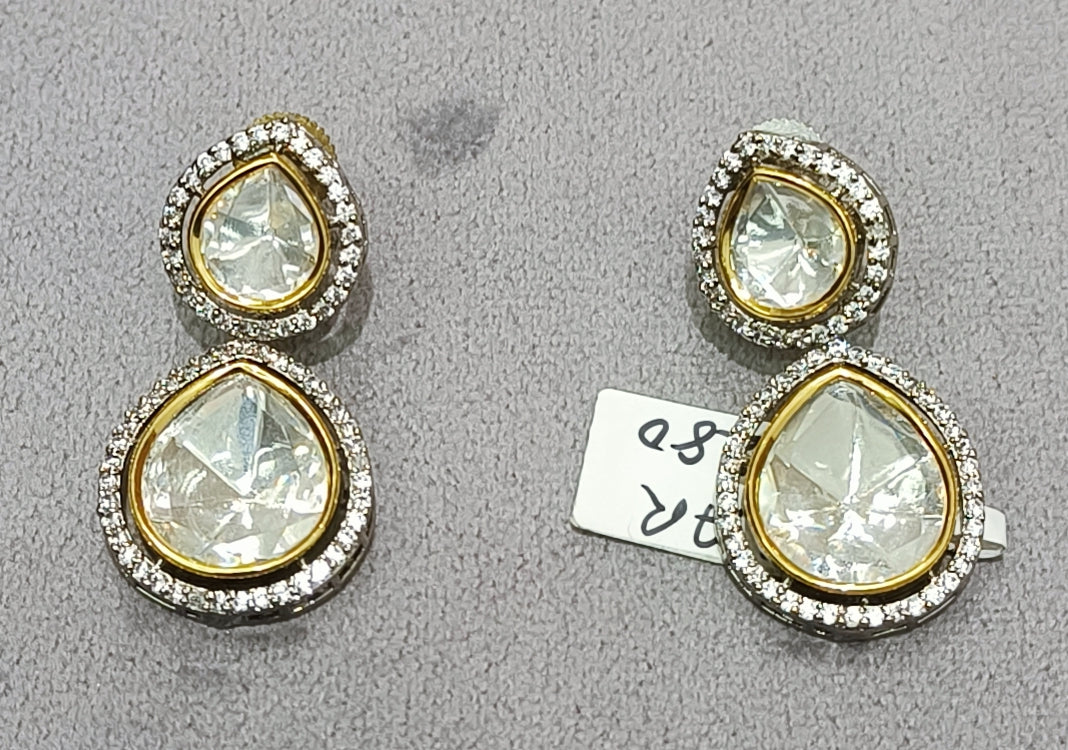EAR00 280s