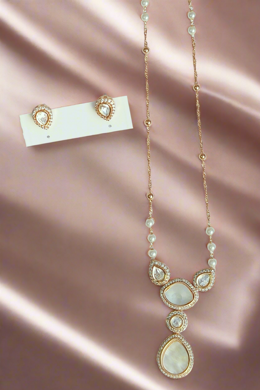 LONG MOP PENDANT CHAIN SET