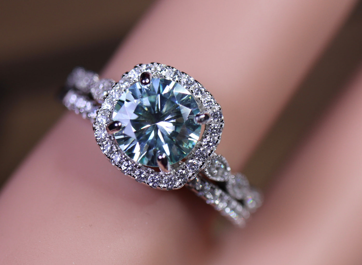 Mosanite jewelry