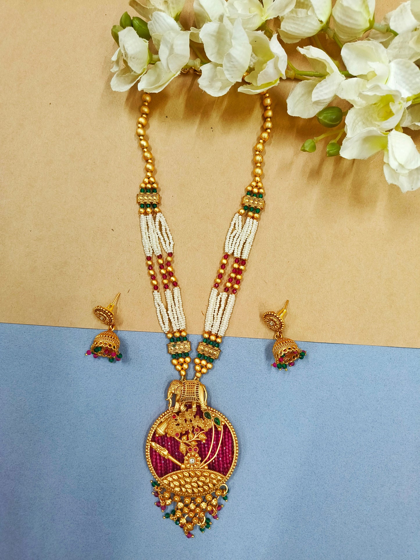Pearl and Beaded Wedding Mala with Temple Pendant Set