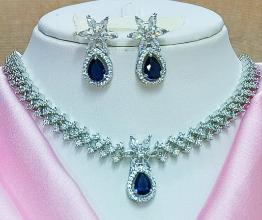 DIAMOND WITH BLUE DROP CHOKER SET IN SILVER