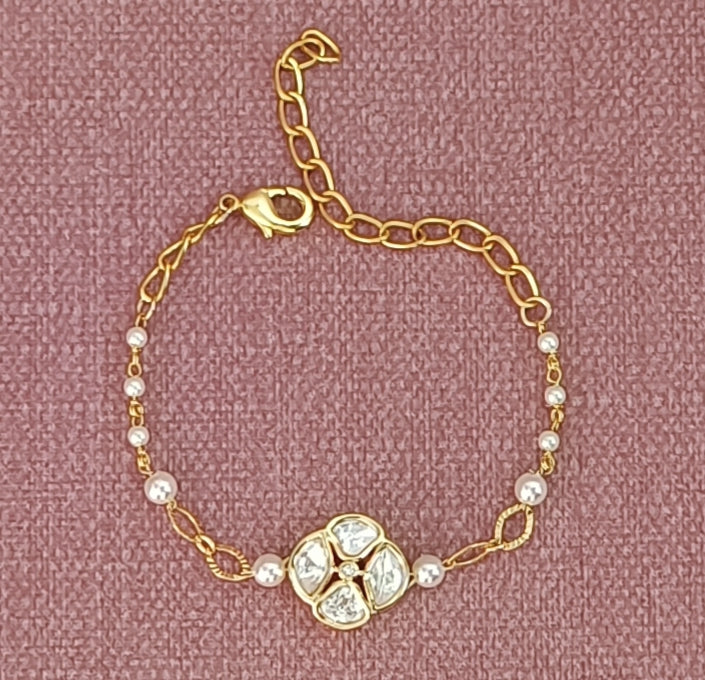 Pachi kundan Rakhi cum bracelet