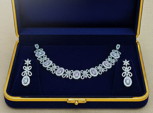 CHARMING SILVER DIAMOND NECKLACE