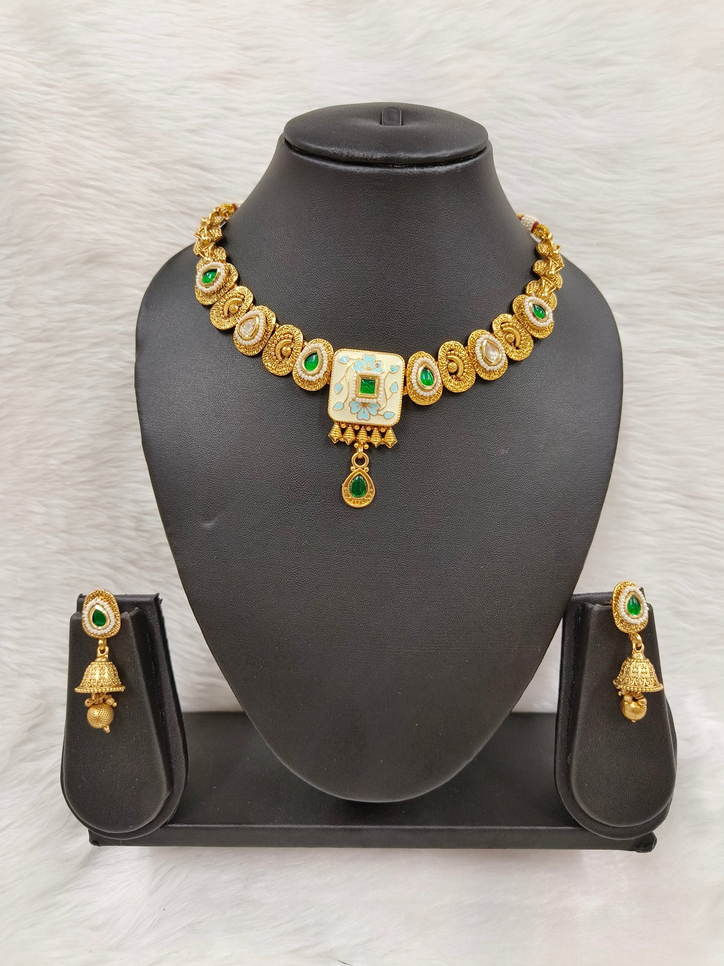 MATT GOLD MEENA SEMI CHOKER NECKLACE SET