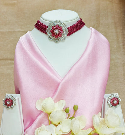 JADE AND RUBY BEADED SILVER CHOKER SET