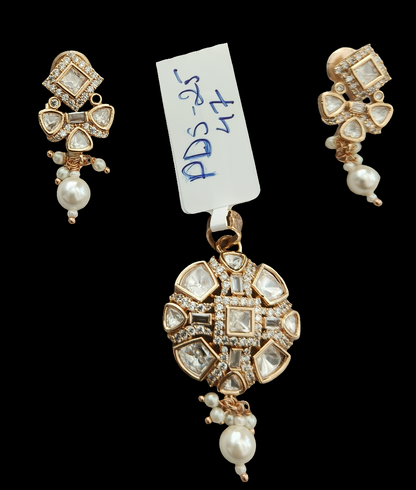 Pds25 47s Pachi kundan Pendant set