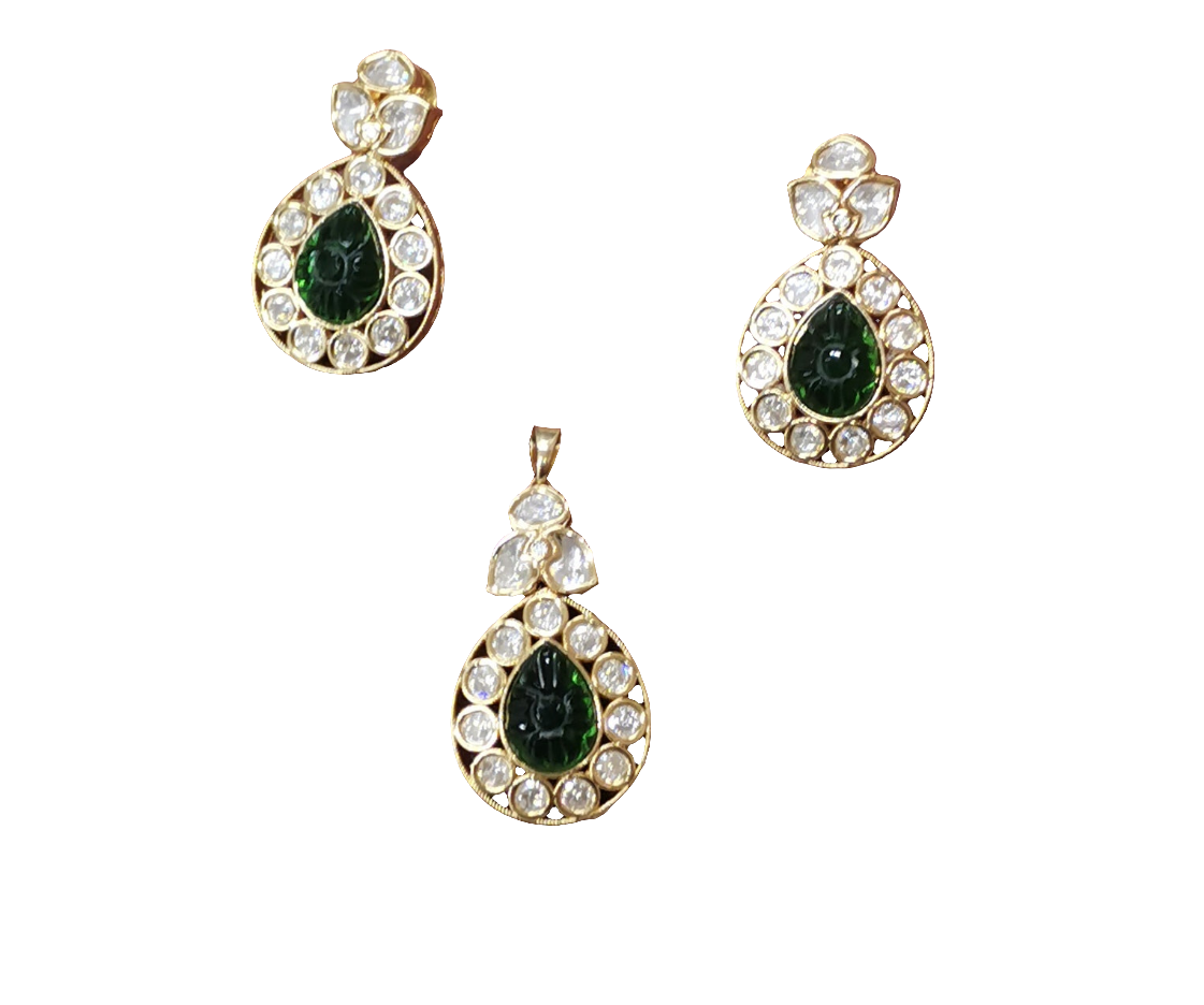 Pds25 56s pachi kundan Pendant set with emerald motif