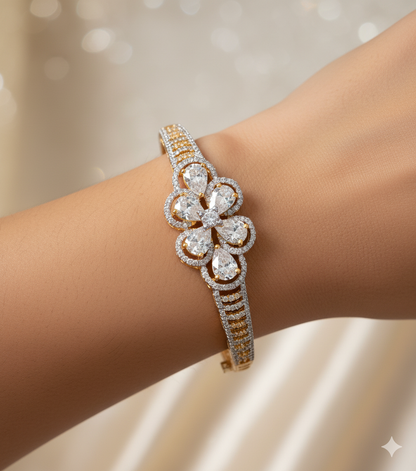 Brc25 191 Gold-Plated CZ Diamond Flower Motif Bracelet