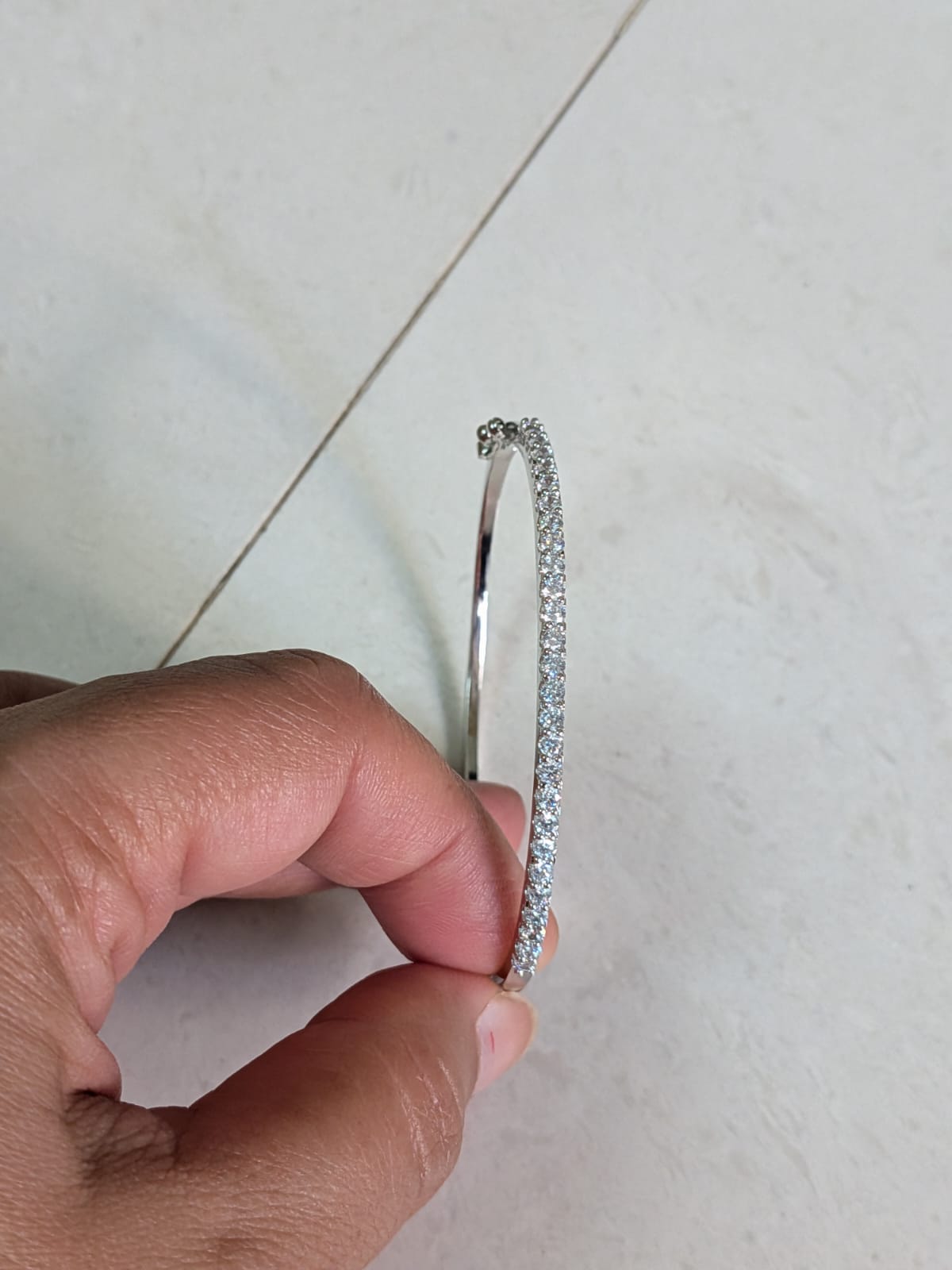 Brc26 173 single line ad bracelet
