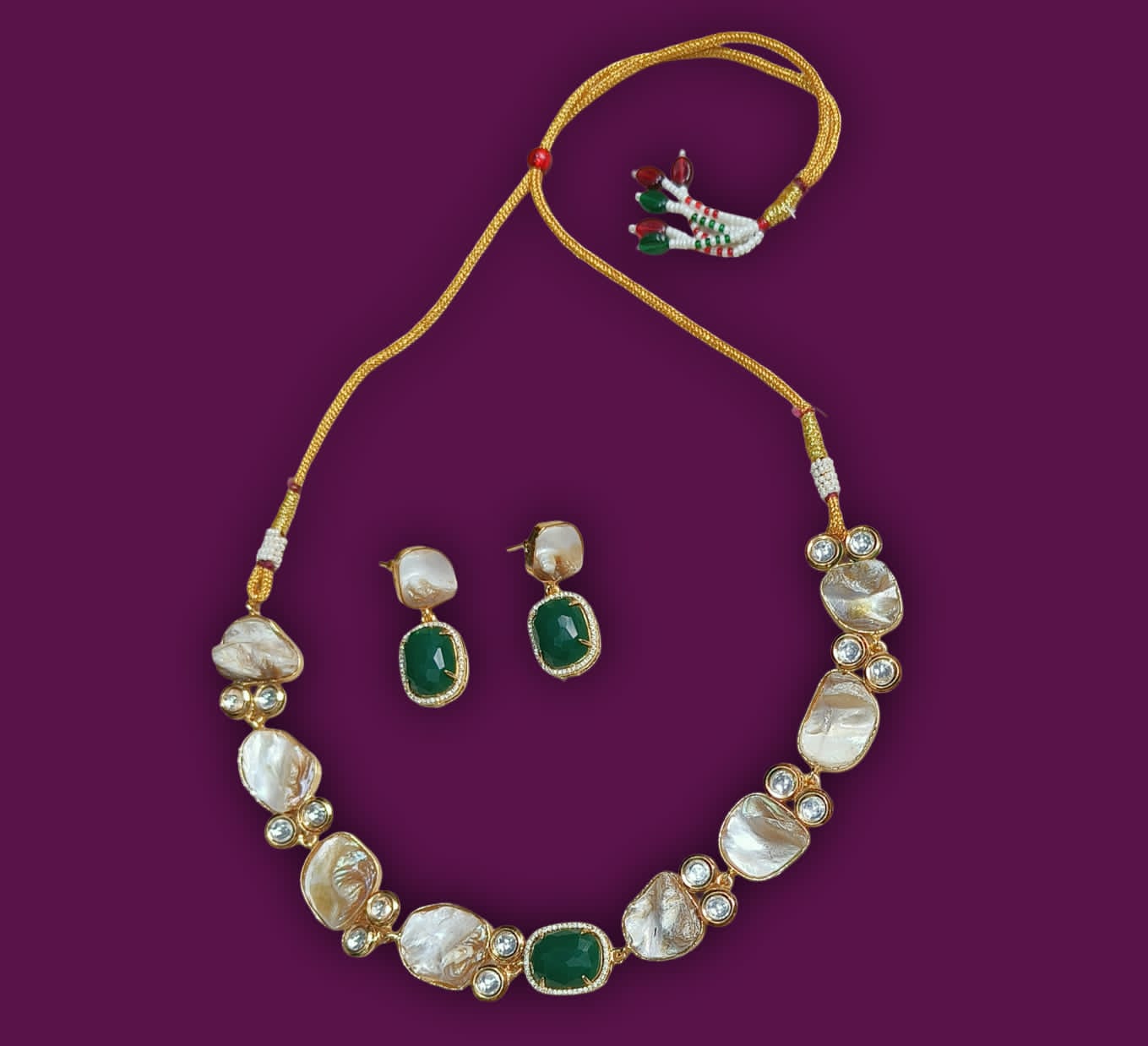 Nck25 268 Contemporary Baroque Pearl & Emerald Green Stone Necklace Set