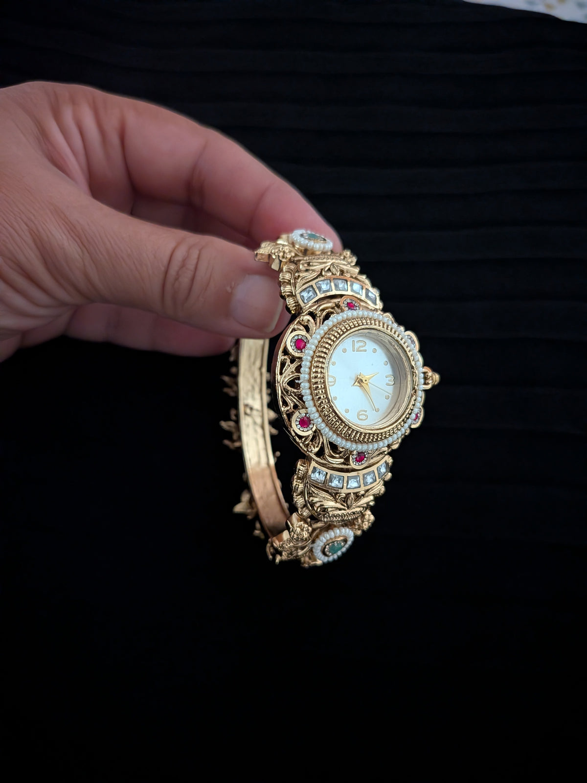 Watch26 379