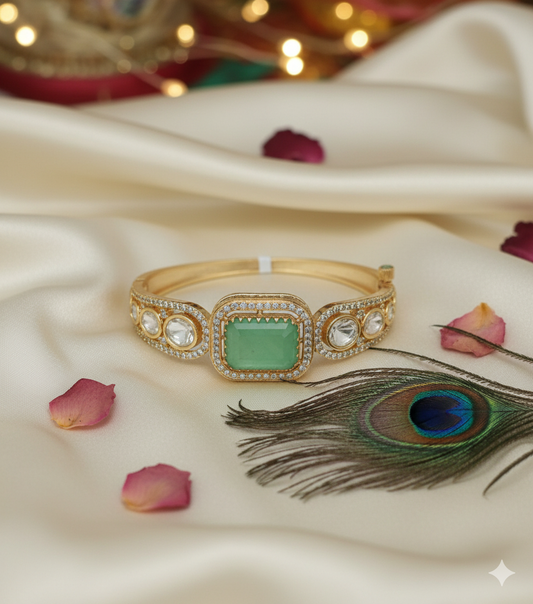 Brc25 219 Emerald & Polki Diamond Heritage Cuff Bracelet