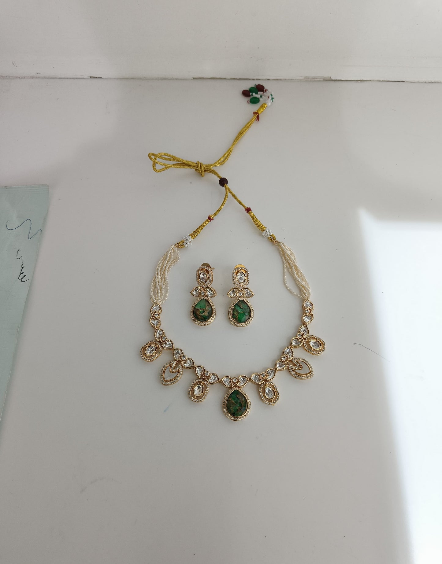 Kundan and stone set Nck25 348