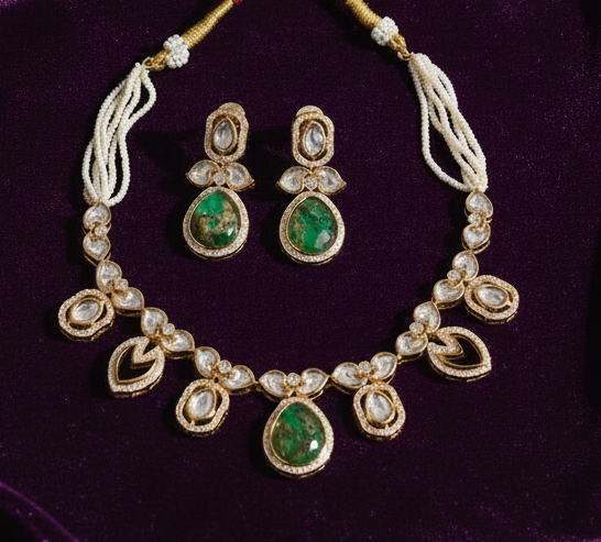 Kundan and stone set Nck25 348